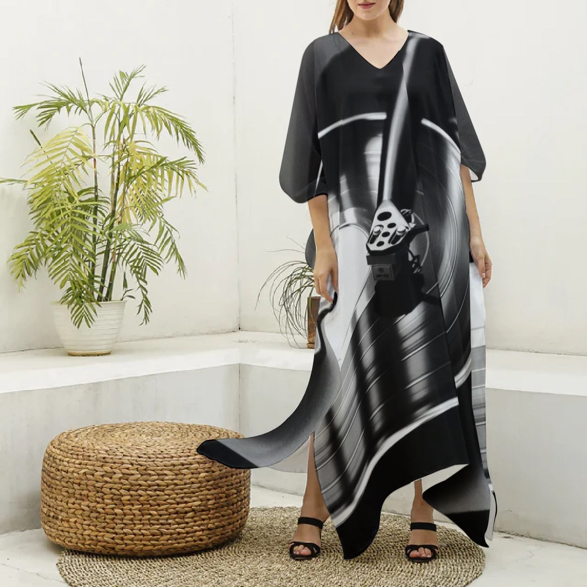 You Spin Me Women's Imitation Silk V-neck Kaftan Robe
