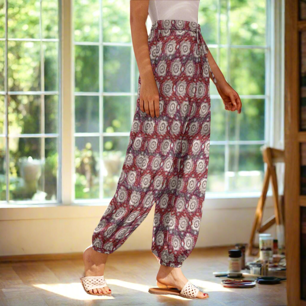 Cranberry Crochet Women's Carrot Pants