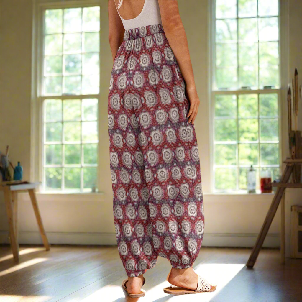 Cranberry Crochet Women's Carrot Pants